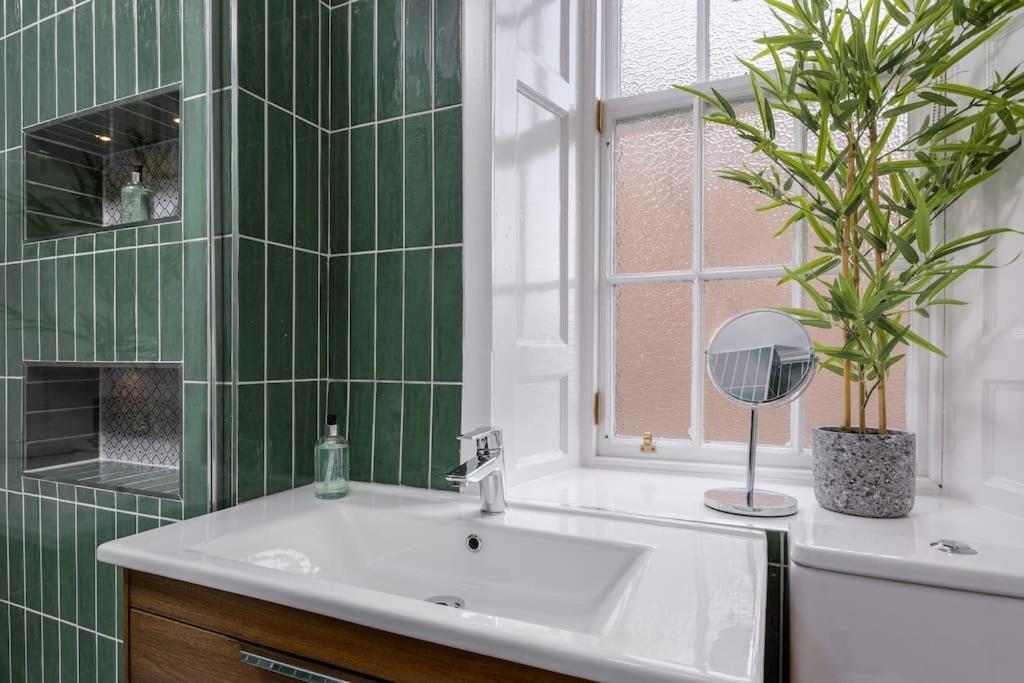 The Stirling Townhouse Villa Ngoại thất bức ảnh